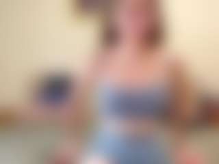 Live cam show with Elisabet - Green Eyes on Camsoda