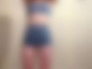 Live cam show with Elisabet - Green Eyes on https://playwithruby.com