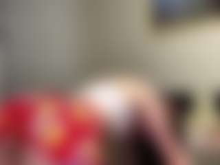 Live cam show with Elisabet - Bikini on Camsoda