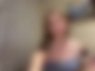 Live cam show with Elisabet - Hairy Pussy on Camsoda