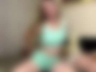 Live cam show with Elisabet - Hairy Pussy on Camsoda