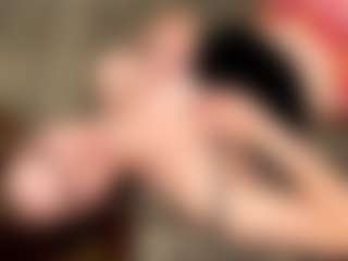 Live cam show with Elisabet - Facial Piercings on SinfulBabes