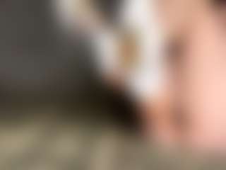Live cam show with Elisabet - Flashing on Hubzter Live