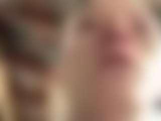 munchkinbaby19's Live Sex Cam Show