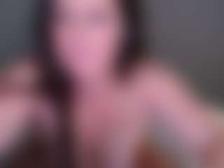 Live cam show with mzBelle69 - Redbone on AdultVida.com