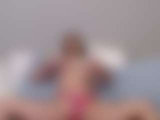 Live cam show with mzBelle69 - Spank Toys on CSO-WL