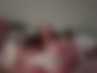 Live cam show with mzBelle69 - Spank on dropp.cam