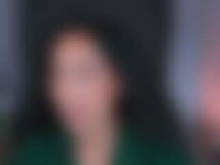 Live cam show with Oliviabagheera - Dirty Talk on CamClone