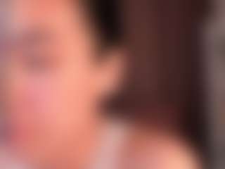Live cam show with Oliviabagheera - Yoga on Chatstar