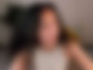Live cam show with Oliviabagheera - Upskirt on sexytreat.net