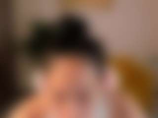 Live cam show with Oliviabagheera - Twerking on Hubzter Live