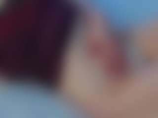 Live cam show with StacyWatts - Red Hair on Milfs Live