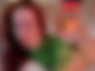 Live cam show with StacyWatts - Spank Red Hair on Camiplay Live