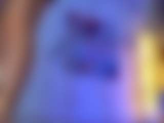 AnikaAA's Live Sex Cam Show