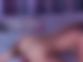 AnikaAA's Live Sex Cam Show
