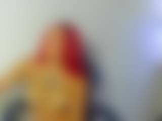 Live cam show with Briana-kimm - Facial on Soda Cam