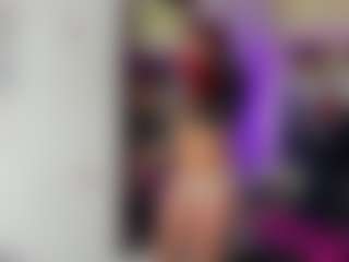 Live cam show with Briana-kimm - Ebony on Camsoda | colombia