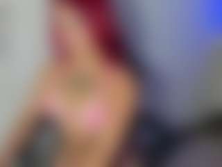 Live cam show with Briana-kimm - Spank Red Hair on sexylive.show