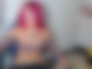 Live cam show with Briana-kimm - Twerk on Camsoda