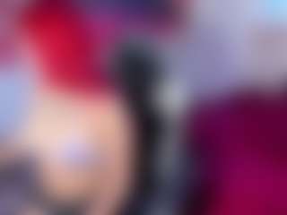 Live cam show with Briana-kimm - Black Petite on Milfs Live