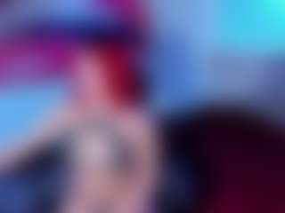 Show de cam en vivo con Briana-kimm - Ebony Petite en Camsoda