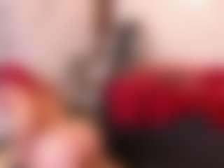 Live cam show with Briana-kimm - Ebony Squirt on Free Soda