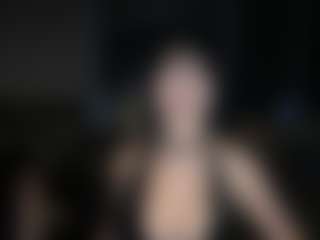 worshipcarrie's Live Sex Cam Show