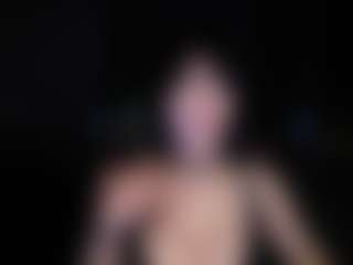 worshipcarrie's Live Sex Cam Show