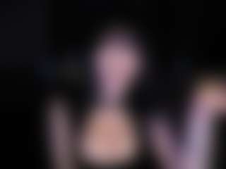 Live cam show with worshipcarrie - Findomme on madthumbs