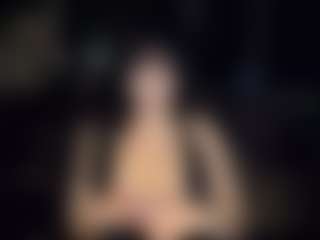 worshipcarrie's Live Sex Cam Show