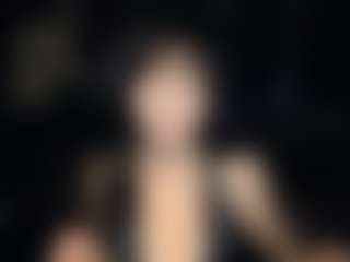 Live cam show with worshipcarrie - Fetish on Milfs Live