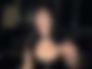 Live cam show with worshipcarrie - Thick on Mixed Magazine Live