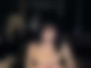 Live cam show with worshipcarrie - Strapon on LiveSexCams6