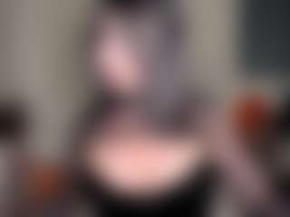 worshipcarrie's Live Sex Cam Show