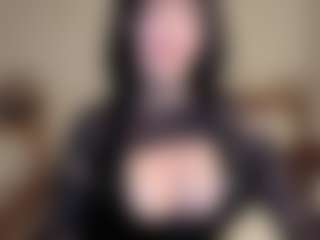 Live cam show with worshipcarrie - Strapon on Camsoda