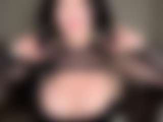 worshipcarrie's Live Sex Cam Show