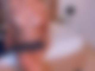 gaialewis's Live Sex Cam Show