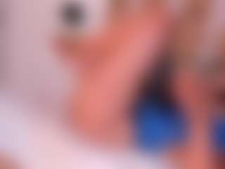 Live cam show with gaialewis - Mature on SmokeAndPoke