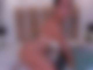 Live cam show with gaialewis - Mature on AdultVida.com
