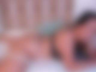 Live cam show with gaialewis - Facial on Camming Site