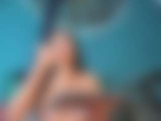 Live cam show with gaialewis - Facial on Camsoda