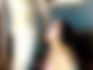 Live cam show with MariluMalibu - Brown Eyes on Camsoda