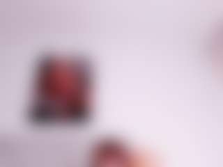 Live-camshow met PersefoneDelacroix - Plug op Camsoda