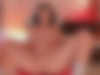 Live cam show with saracavali - Green Eyes on UwU Esports