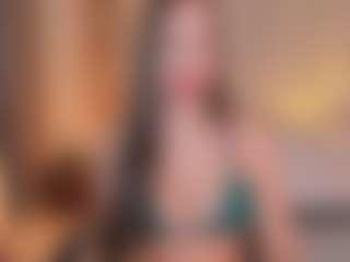 Live cam show with saracavali - Green Eyes on Milf Play