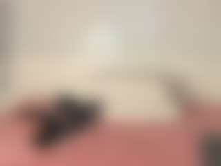 Live cam show with Stefany Lure - Skinny on Camsoda.co