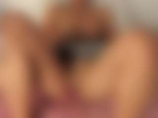Live cam show with Stefany Lure - Thin on Camsoda