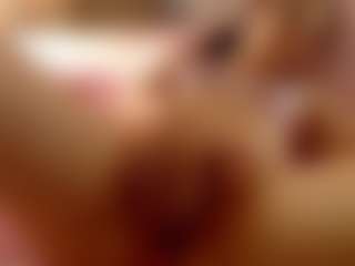 Live cam show with sweety-bunny - Smoking on intimatelivegirls.com