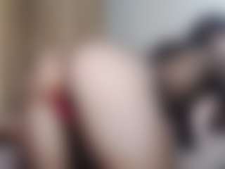 Live cam show with sweety-bunny - Athletic on Gym Cam Girls