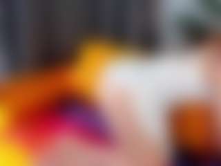 agathaGoddess MILF webcam performer live streaming